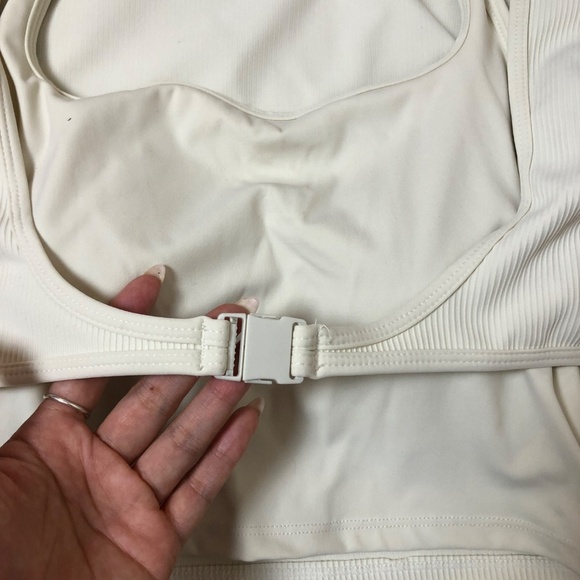 NEW Crop Top Workout Top Stretch Cutout Long Sleeve with Thumbholes - Picture 8 of 11